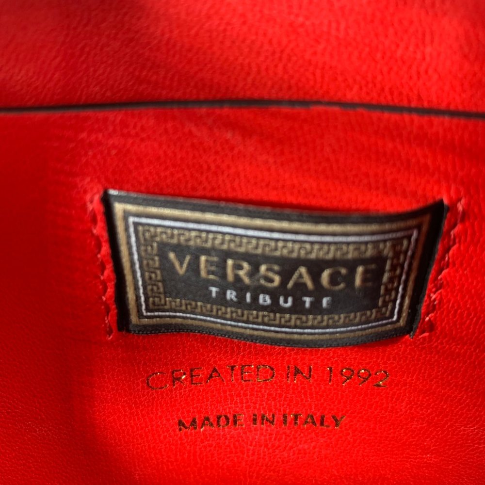 VERSACE - Picture 3 of 8